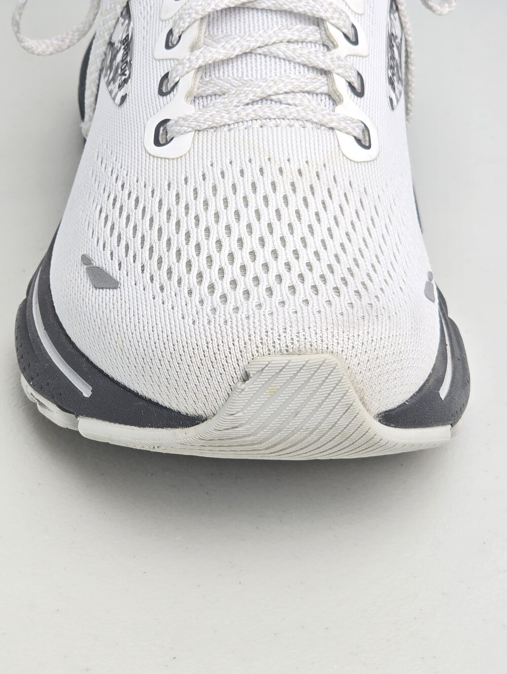 Brooks Ghost 15 Women's Size 7.5 Cushioned Running Shoes White/Ebony/Oyster - Picture 10 of 10